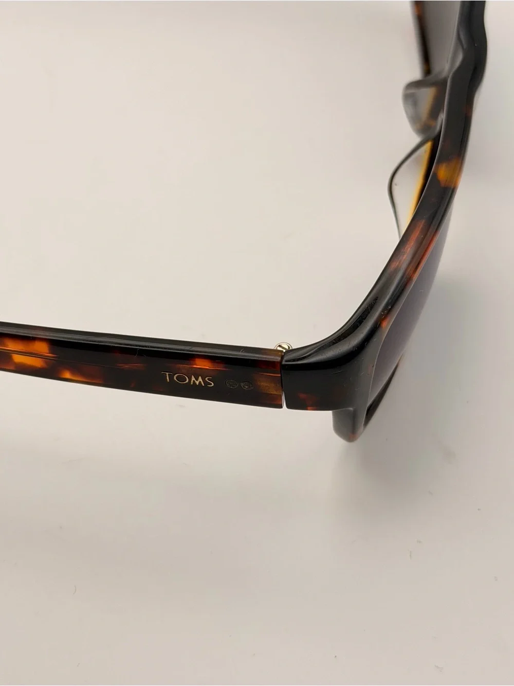 TOMS Lombard Sunglasses - Polarized Lenses by Zeiss